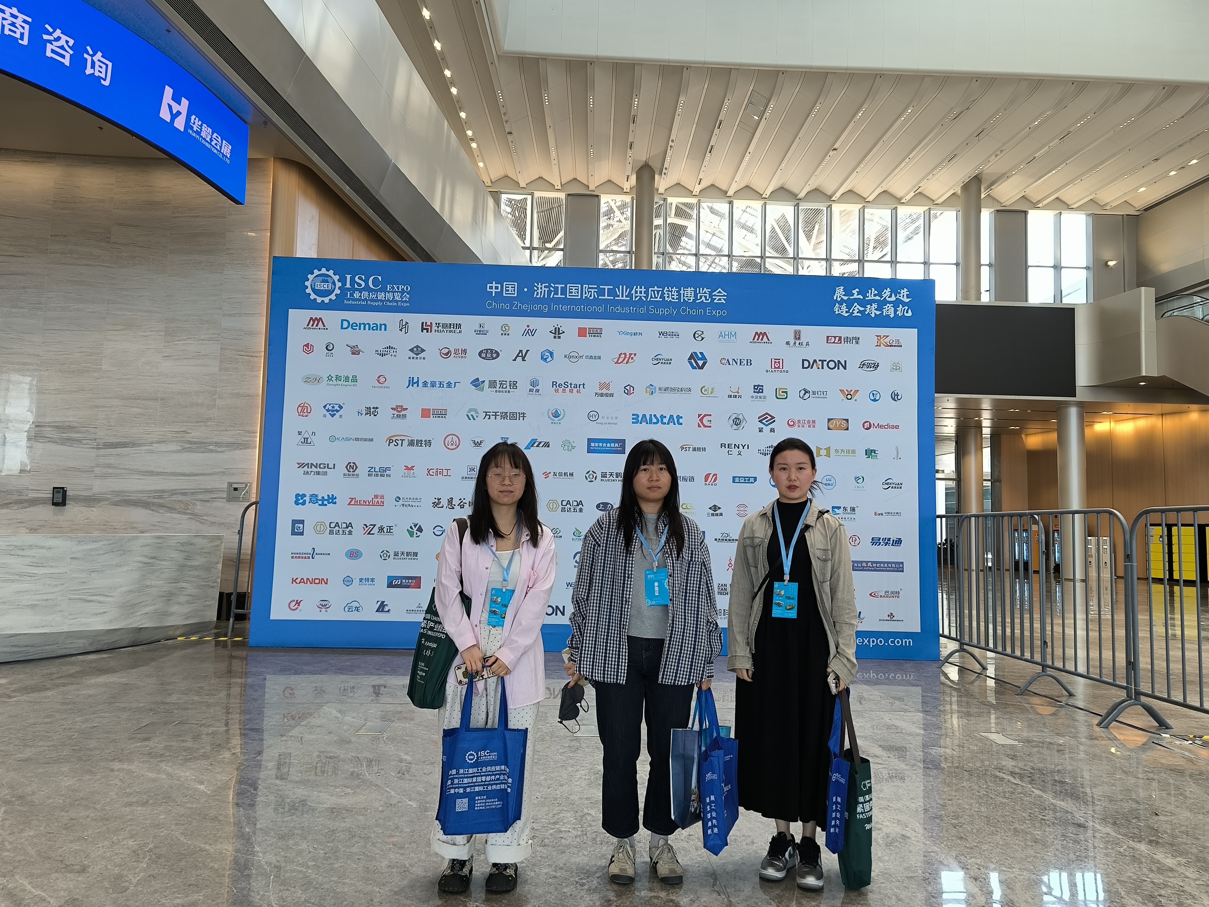 微信图片_20250418092615 微信图片_20250418092615