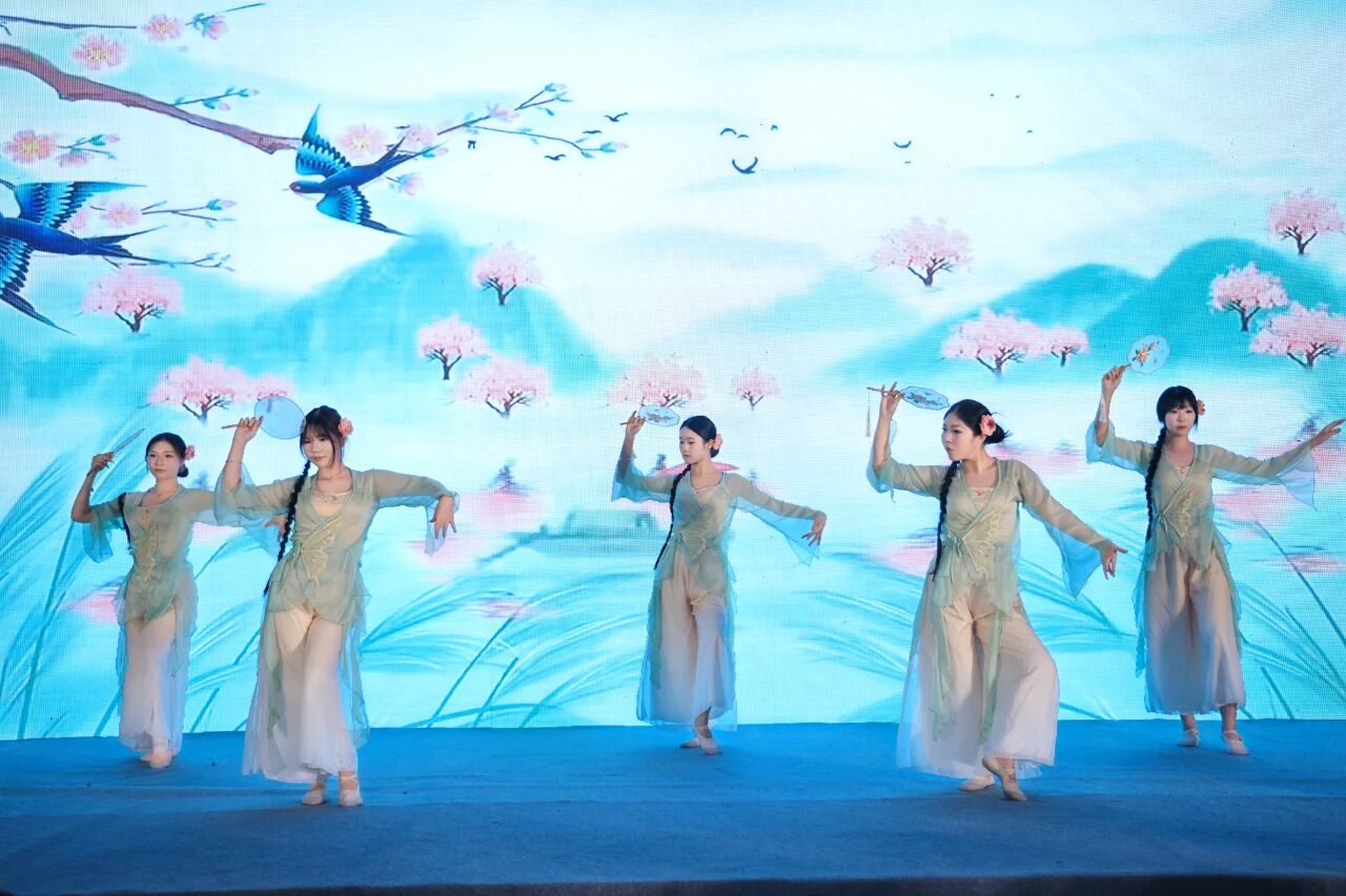 微信图片_2025-11-18_160014_665 微信图片_2025-11-18_160014_665